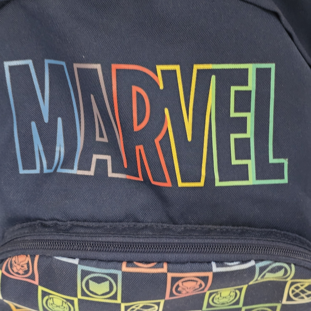 Marvel Navy Backpack and Lunchbox Set - Picture 4 of 14
